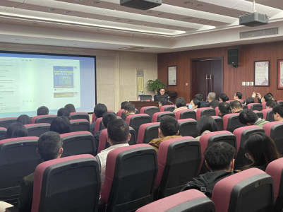 市冰球突破集团组织发展防备电信网络诳骗宣传讲座