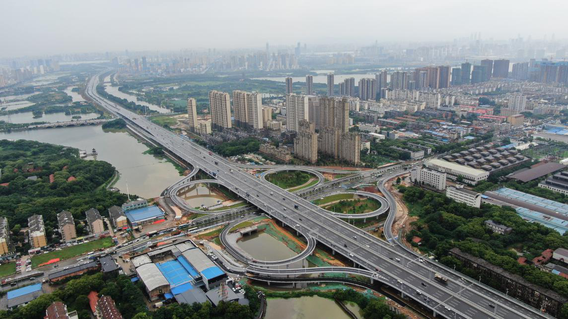 昌南大路急剧路刷新工程简介